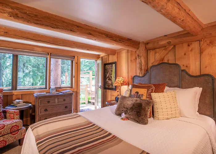 Jackson Hole Hideout Bed & Breakfast