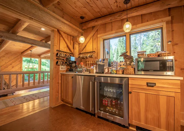 Jackson Hole Hideout Bed & Breakfast