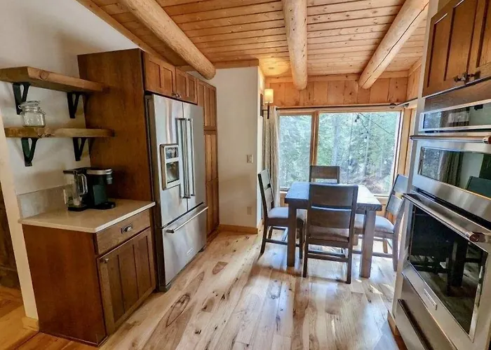 Jackson Hole Hideout 4*